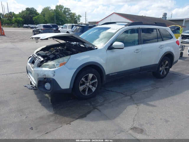 44985528 :رقم المزاد ، 4S4BRBPC8D3298226 vin ، 2013 Subaru Outback 2.5i Limited مزاد بيع