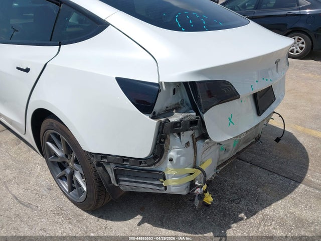 Tesla Model 3 Standard Range Plus Rear-wheel Drive 2021 5YJ3E1EA8MF919421 Image 19