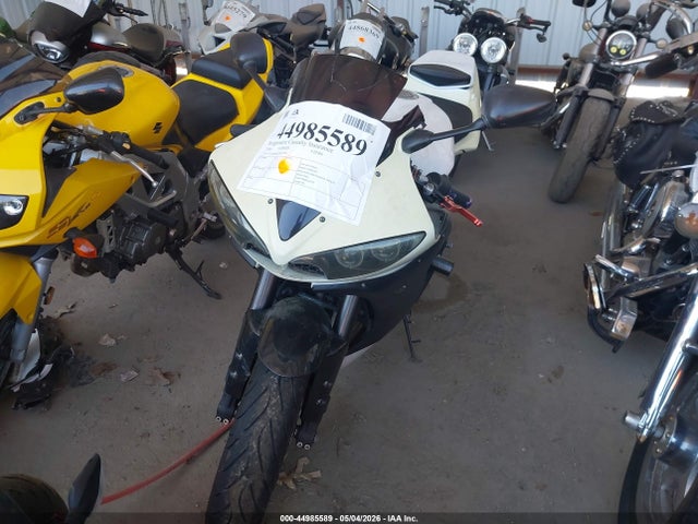 Auction sale of the 2005 Yamaha Yzfr6 L, vin: JYARJ06E25A027298, lot number: 44985589