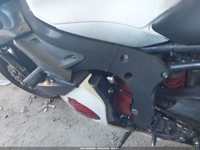 Auction sale of the 2005 Yamaha Yzfr6 L, vin: JYARJ06E25A027298, lot number: 44985589