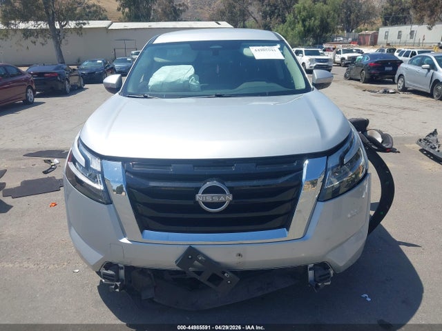 44985591 :رقم المزاد ، 5N1DR3AA2NC216238 vin ، 2022 Nissan Pathfinder S 2wd مزاد بيع