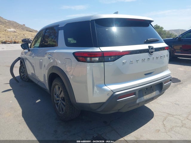 44985591 :رقم المزاد ، 5N1DR3AA2NC216238 vin ، 2022 Nissan Pathfinder S 2wd مزاد بيع