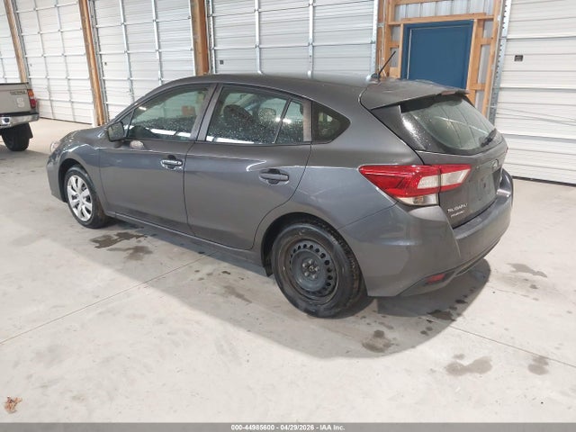 44985600 :رقم المزاد ، 4S3GTAA65J3748869 vin ، 2018 Subaru Impreza 2.0i مزاد بيع