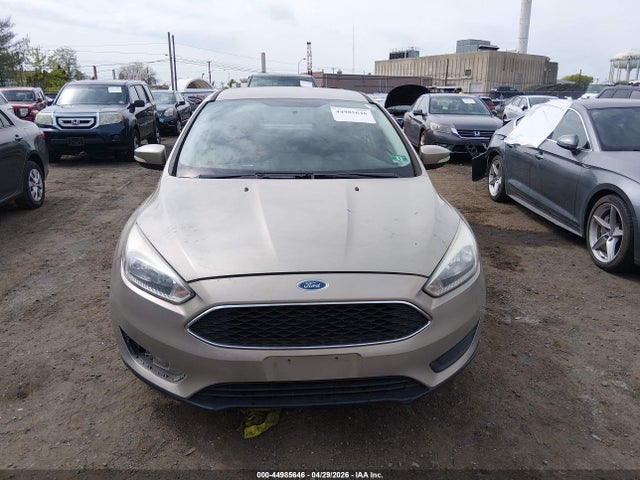 Продаж на аукціоні авто 2015 Ford Focus Se, vin: 1FADP3F26FL317088, номер лоту: 44985646