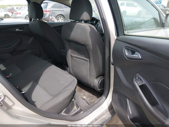 Продаж на аукціоні авто 2015 Ford Focus Se, vin: 1FADP3F26FL317088, номер лоту: 44985646