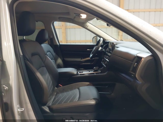 2024 Nissan Pathfinder Platinum 4wd მანქანა იყიდება აუქციონზე, vin: 5N1DR3DJ3RC308654, აუქციონის ნომერი: 44985718