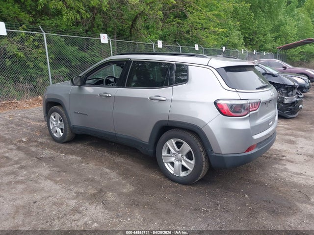 2022 Jeep Compass Latitude Fwd მანქანა იყიდება აუქციონზე, vin: 3C4NJCBB6NT137473, აუქციონის ნომერი: 44985721