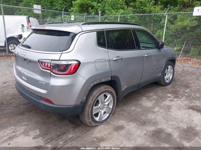 2022 Jeep Compass Latitude Fwd მანქანა იყიდება აუქციონზე, vin: 3C4NJCBB6NT137473, აუქციონის ნომერი: 44985721