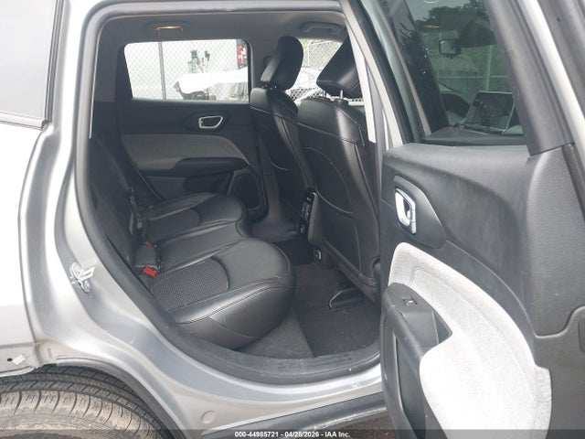 2022 Jeep Compass Latitude Fwd მანქანა იყიდება აუქციონზე, vin: 3C4NJCBB6NT137473, აუქციონის ნომერი: 44985721
