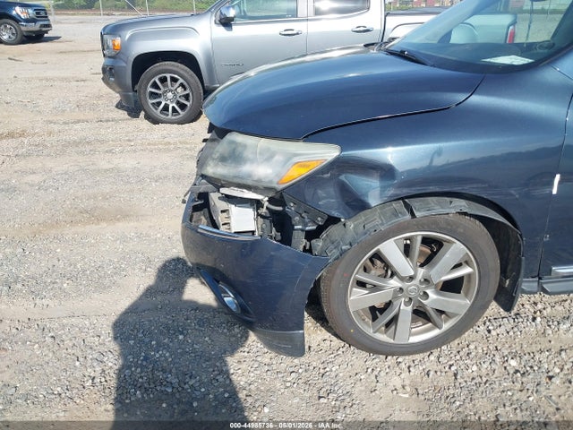 5N1AR2MN8FC697495 Nissan Pathfinder Platinum