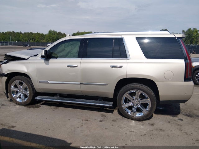 Продажа на аукционе авто 2017 Cadillac Escalade Premium Luxury, vin: 1GYS3CKJ8HR296958, номер лота: 44985754