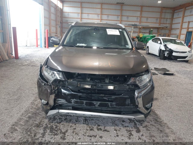 Продажа на аукционе авто 2017 Mitsubishi Outlander Se/sel, vin: JA4AZ3A36HZ050732, номер лота: 44985791