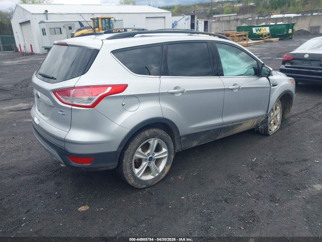 Продаж на аукціоні авто 2015 Ford Escape Se, vin: 1FMCU9GX5FUB35402, номер лоту: 44985794