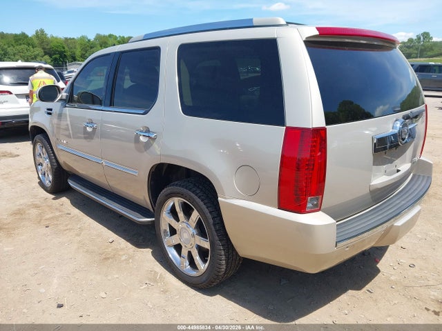 Продажа на аукционе авто 2008 Cadillac Escalade Standard, vin: 1GYFK63808R182664, номер лота: 44985834