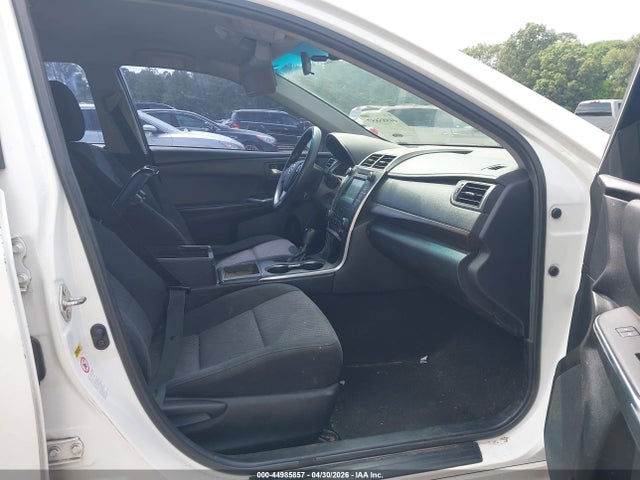 2015 Toyota Camry Le მანქანა იყიდება აუქციონზე, vin: 4T4BF1FK8FR461570, აუქციონის ნომერი: 44985857