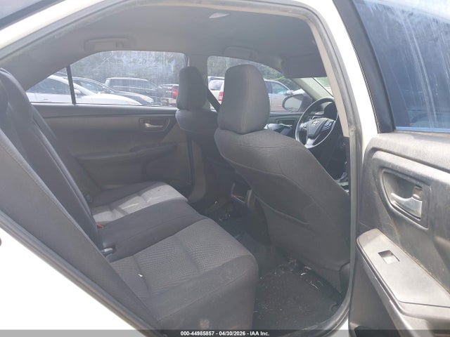 2015 Toyota Camry Le მანქანა იყიდება აუქციონზე, vin: 4T4BF1FK8FR461570, აუქციონის ნომერი: 44985857