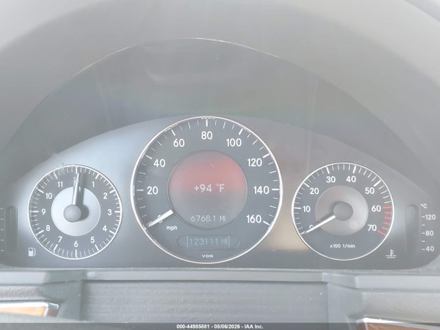 44985881 :رقم المزاد ، WDBUF65J35A687978 vin ، 2005 Mercedes-benz E 320 مزاد بيع