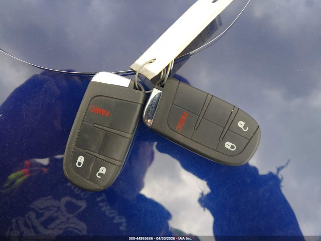 ZACNJABBXKPK04127 Jeep Renegade Latitude Fwd