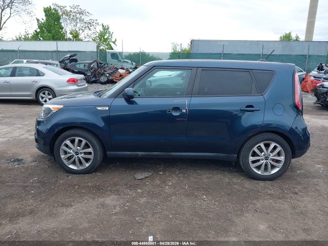 KIA SOUL + 2018 KNDJP3A57J7611194 Image 14