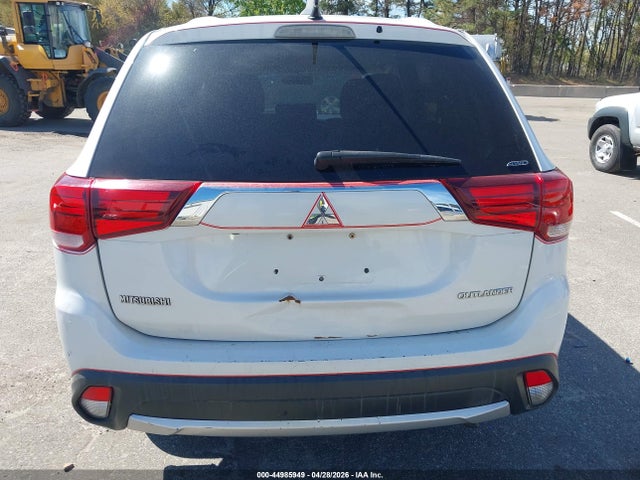 Продаж на аукціоні авто 2017 Mitsubishi Outlander Es, vin: JA4AZ2A3XHZ058245, номер лоту: 44985949