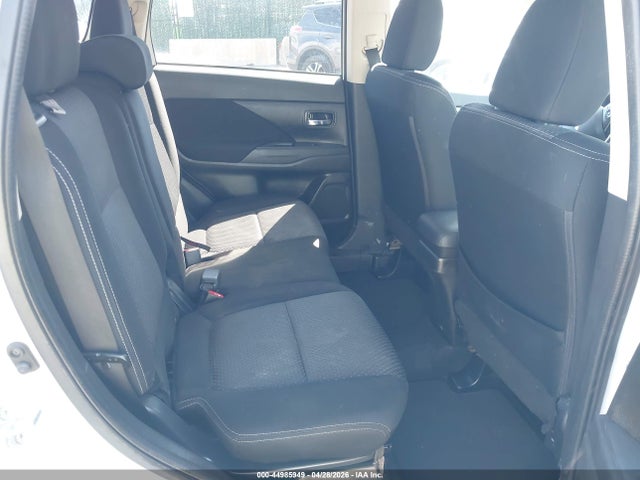 Продаж на аукціоні авто 2017 Mitsubishi Outlander Es, vin: JA4AZ2A3XHZ058245, номер лоту: 44985949