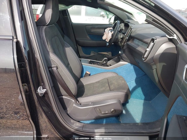 YV4ED3GL9P2035823 Volvo C40 Recharge Pure Electric Twin Plus
