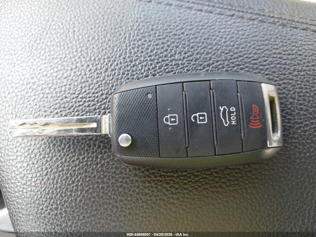 2015 Kia Optima Lx მანქანა იყიდება აუქციონზე, vin: 5XXGM4A73FG380724, აუქციონის ნომერი: 44986007