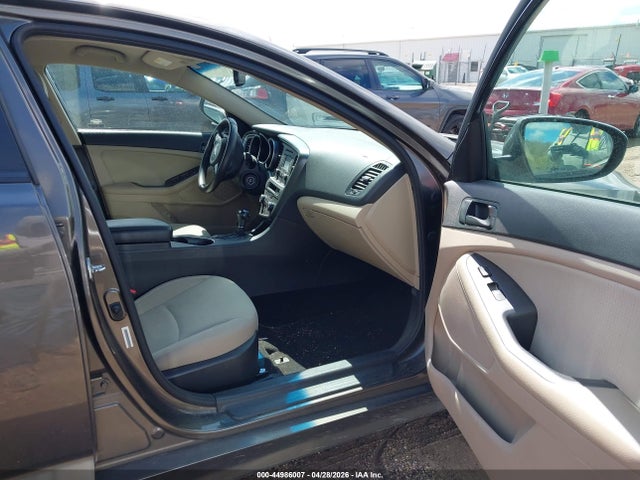 2015 Kia Optima Lx მანქანა იყიდება აუქციონზე, vin: 5XXGM4A73FG380724, აუქციონის ნომერი: 44986007