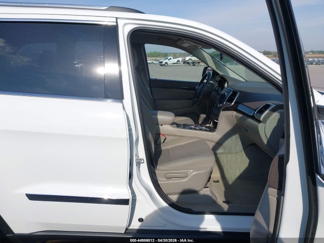 Продаж на аукціоні авто 2013 Jeep Grand Cherokee Laredo, vin: 1C4RJFAG5DC543013, номер лоту: 44986012