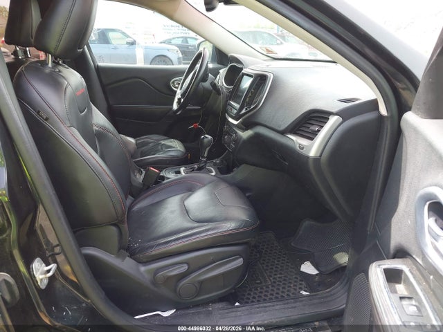 2014 Jeep Cherokee Trailhawk მანქანა იყიდება აუქციონზე, vin: 1C4PJMBS0EW161468, აუქციონის ნომერი: 44986032