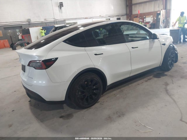 Продаж на аукціоні авто 2022 Tesla Model Y Long Range Dual Motor All-wheel Drive, vin: 7SAYGAEE5NF521395, номер лоту: 44986046