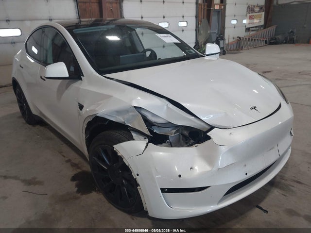 Продаж на аукціоні авто 2022 Tesla Model Y Long Range Dual Motor All-wheel Drive, vin: 7SAYGAEE5NF521395, номер лоту: 44986046