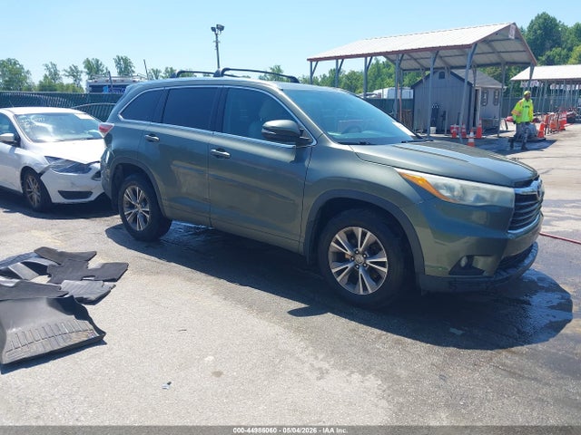 44986060 :رقم المزاد ، 5TDJKRFH2FS107721 vin ، 2015 Toyota Highlander Xle V6 مزاد بيع