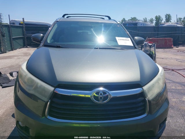 2015 Toyota Highlander Xle V6 მანქანა იყიდება აუქციონზე, vin: 5TDJKRFH2FS107721, აუქციონის ნომერი: 44986060