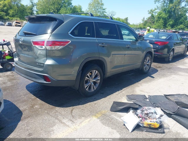 2015 Toyota Highlander Xle V6 მანქანა იყიდება აუქციონზე, vin: 5TDJKRFH2FS107721, აუქციონის ნომერი: 44986060