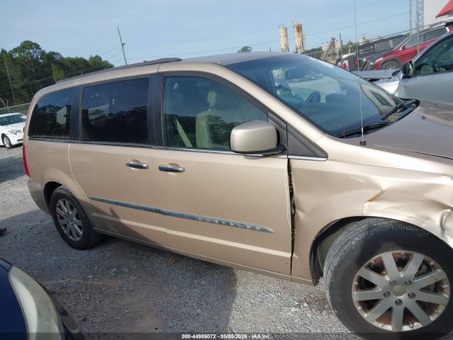 Продажа на аукционе авто 2016 Chrysler Town & Country Touring, vin: 2C4RC1BGXGR253289, номер лота: 44986072