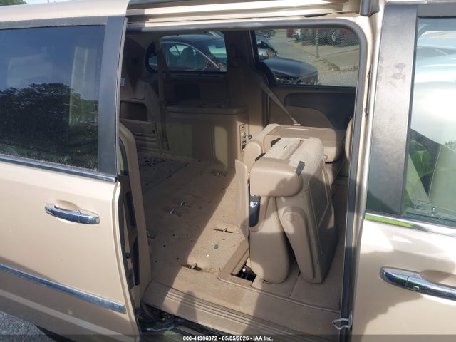 Продажа на аукционе авто 2016 Chrysler Town & Country Touring, vin: 2C4RC1BGXGR253289, номер лота: 44986072