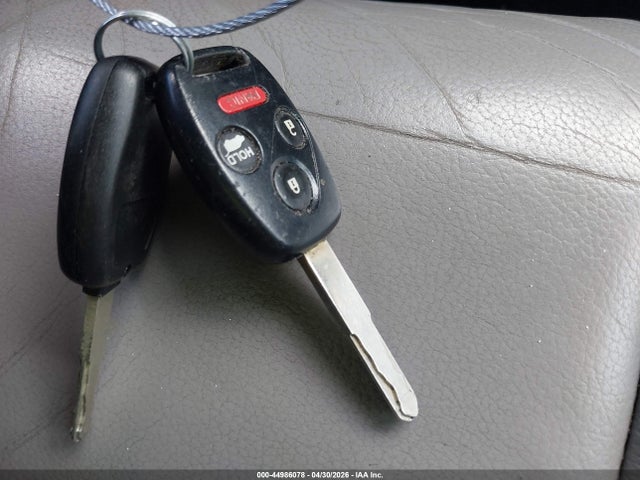 44986078 :رقم المزاد ، 5FNYF4H98DB039437 vin ، 2013 Honda Pilot Touring مزاد بيع