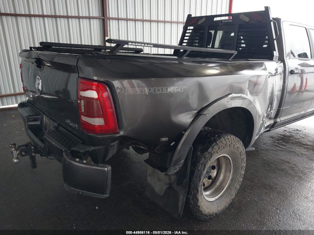 44986116 :رقم المزاد ، 3C63RRJL5NG177380 vin ، 2022 Ram 3500 Laramie  4x4 8' Box مزاد بيع