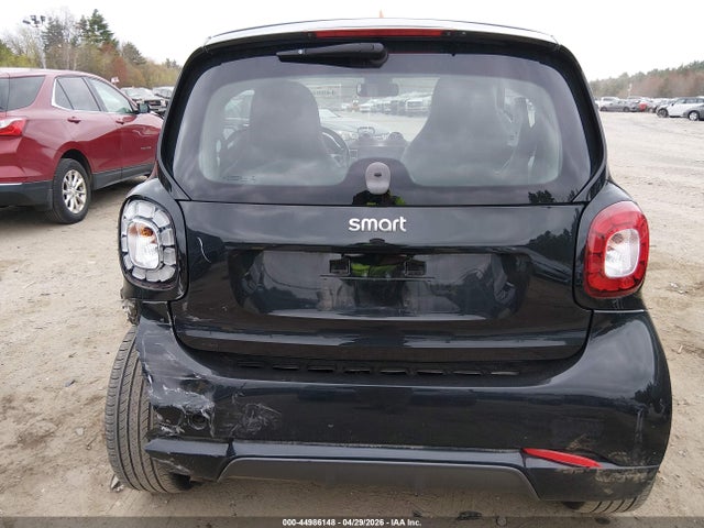 Smart Fortwo Prime 2017 WMEFJ5DA0HK172618 Image 17
