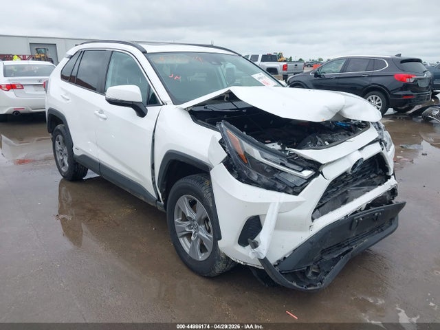 44986174 :رقم المزاد ، 4T3RWRFV8NU050242 vin ، 2022 Toyota Rav4 Hybrid Xle مزاد بيع