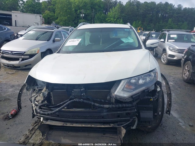 2018 Nissan Rogue Sv მანქანა იყიდება აუქციონზე, vin: KNMAT2MT9JP580126, აუქციონის ნომერი: 44986179