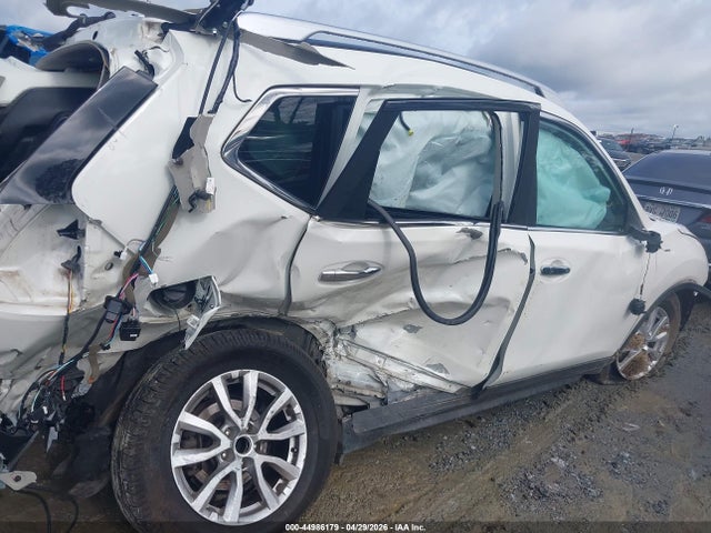 2018 Nissan Rogue Sv მანქანა იყიდება აუქციონზე, vin: KNMAT2MT9JP580126, აუქციონის ნომერი: 44986179