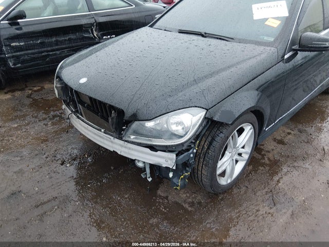 Продаж на аукціоні авто 2012 Mercedes-benz C 300 Sport 4matic, vin: WDDGF8BB0CR225437, номер лоту: 44986213