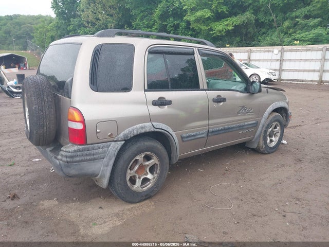 Продажа на аукционе авто 2003 Chevrolet Tracker Hard Top Zr2, vin: 2CNBJ734936912503, номер лота: 44986216