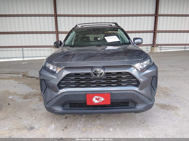 2021 Toyota Rav4 Le მანქანა იყიდება აუქციონზე, vin: 2T3K1RFV9MC108584, აუქციონის ნომერი: 44986236