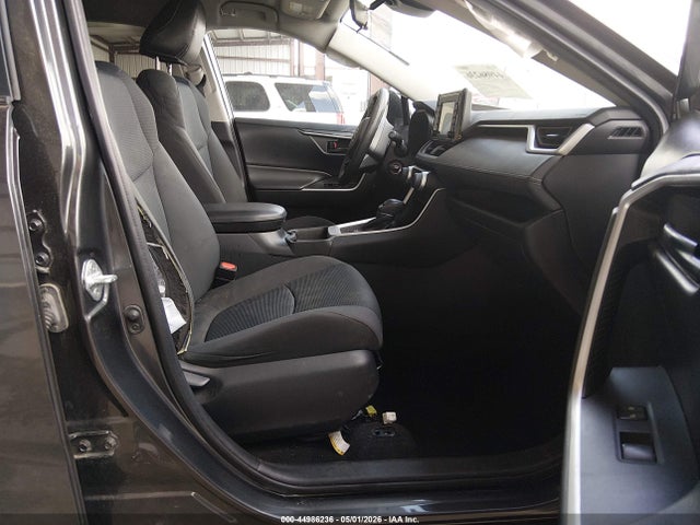 2021 Toyota Rav4 Le მანქანა იყიდება აუქციონზე, vin: 2T3K1RFV9MC108584, აუქციონის ნომერი: 44986236