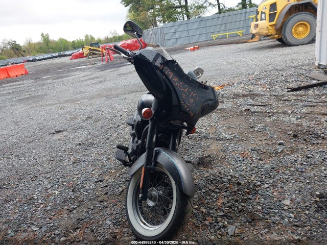 44986240 :رقم المزاد ، JKAVN2B1XKA096042 vin ، 2019 Kawasaki Vn900 B مزاد بيع