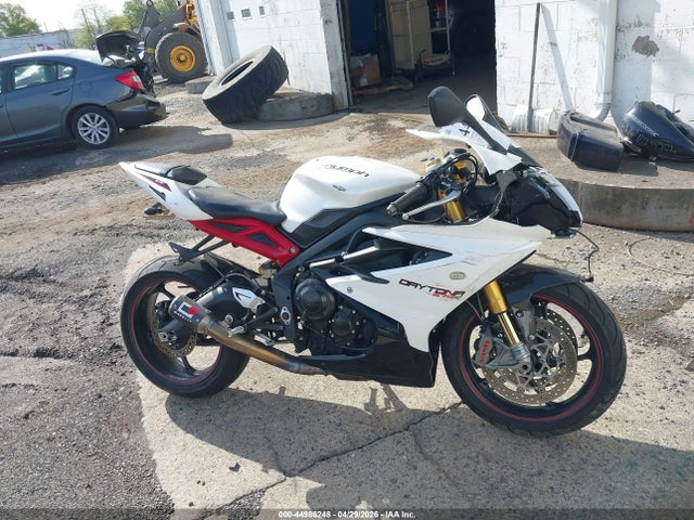 Auction sale of the 2013 Triumph Motorcycle Daytona 675/r, vin: SMTA02YK4DJ587505, lot number: 44986248
