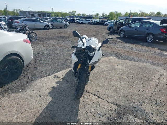 Auction sale of the 2013 Triumph Motorcycle Daytona 675/r, vin: SMTA02YK4DJ587505, lot number: 44986248